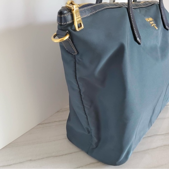Pre Loved Prada Teal Nylon Tote Bag - Picture 5 of 16